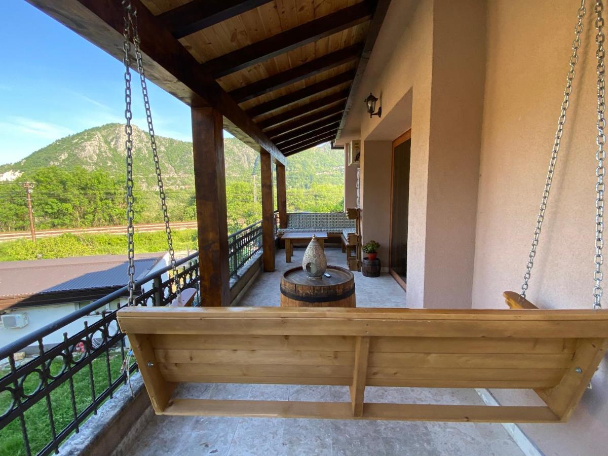 Guest House Radoman Virpazar Ngoại thất bức ảnh